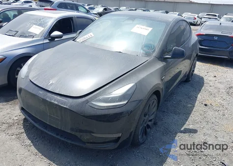 2022 Tesla Model Y Performance Dual Motor All-Wheel Drive from USA, damaged, VIN 7SAYGDEF9NF529882